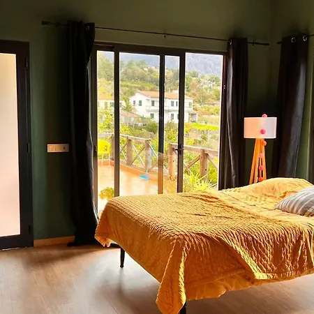 Quinta Vista O Pico Lantgård *