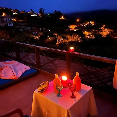 Quinta Vista O Pico Lantgård *
