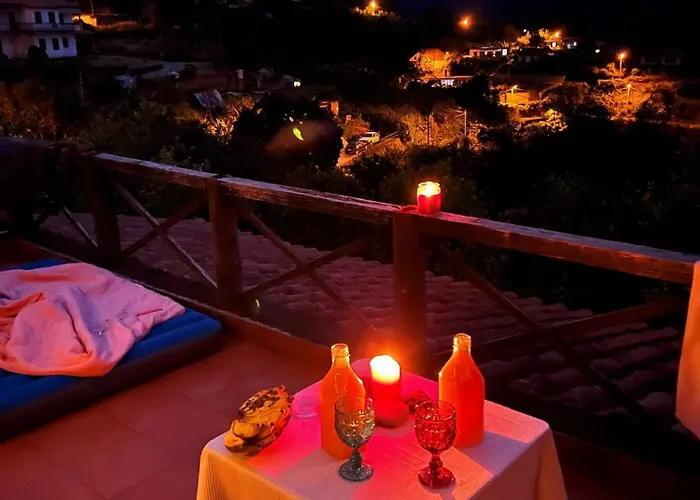 Quinta Vista O Pico Фермерский дом *